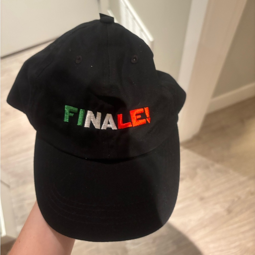 NWT HARRY STYLES LOVE ON TOUR ITALY FINAL SHOW “FINALE!” HAT